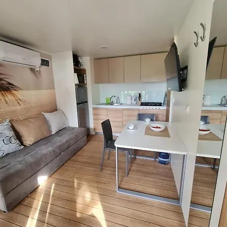 Mobile Homes Adriatic , Campsite Porton Biondi -Rovinj Exterior photo