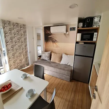 Mobile Homes Adriatic , Campsite Porton Biondi -Rovinj Exterior photo